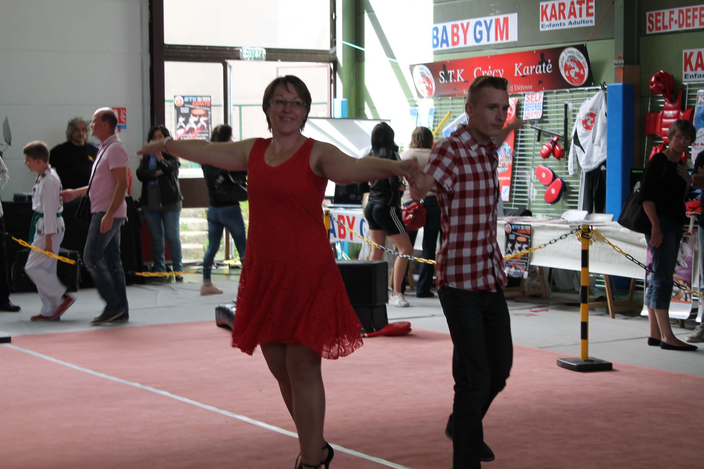 CRECY LA CHAPELLE Forum 2015